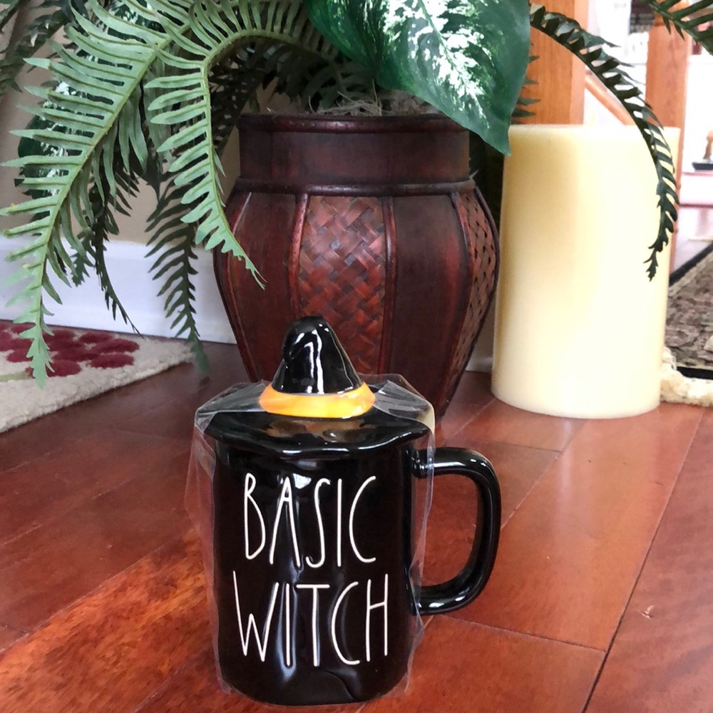 2020 Brand New Rae Dunn Basic Witch Mug Halloween